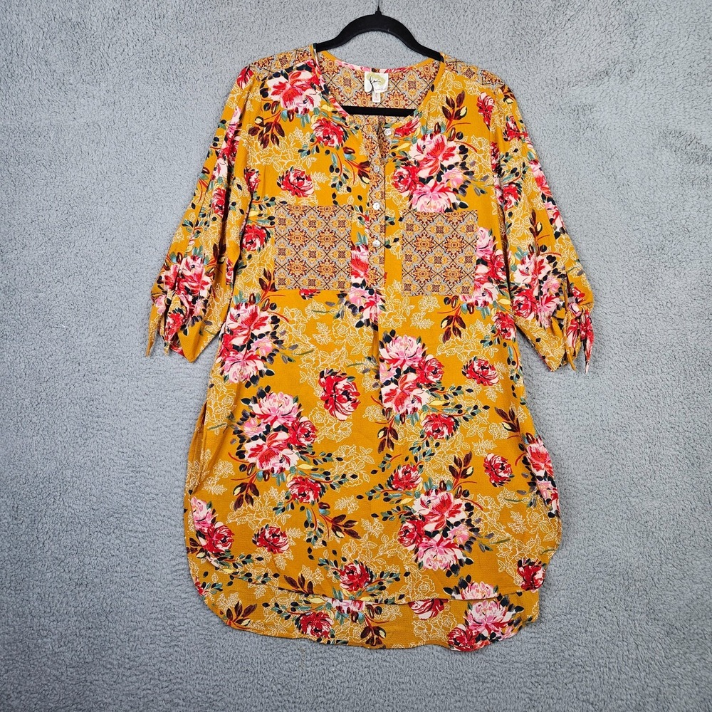 FIG AND FLOWER Women's Tunic 1/2 Button up Elbow sleeve Floral Blouse Sz L NEW